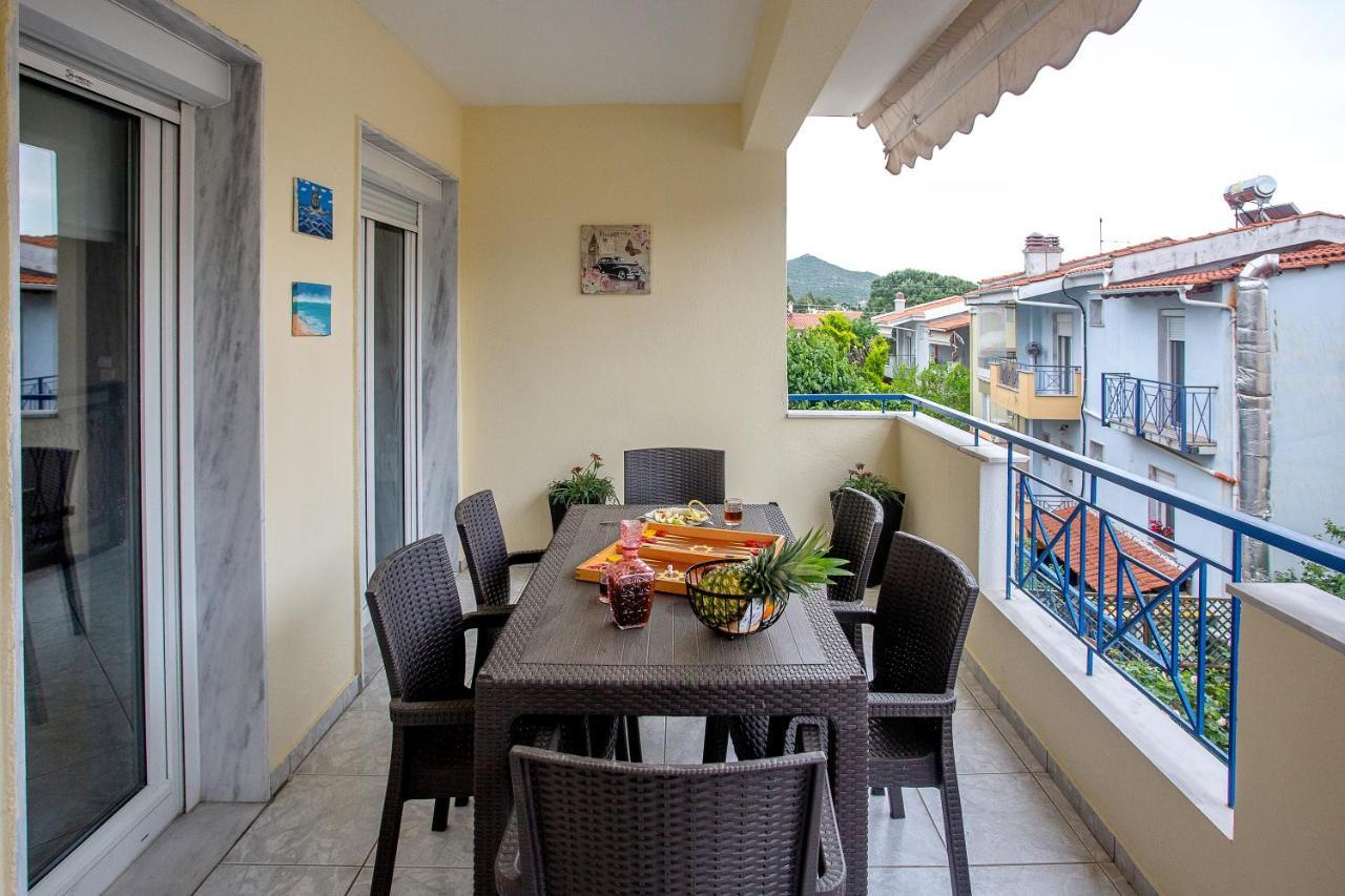 Endless Blue Sunshine Villa PalaiónTsiflíkion Dış mekan fotoğraf