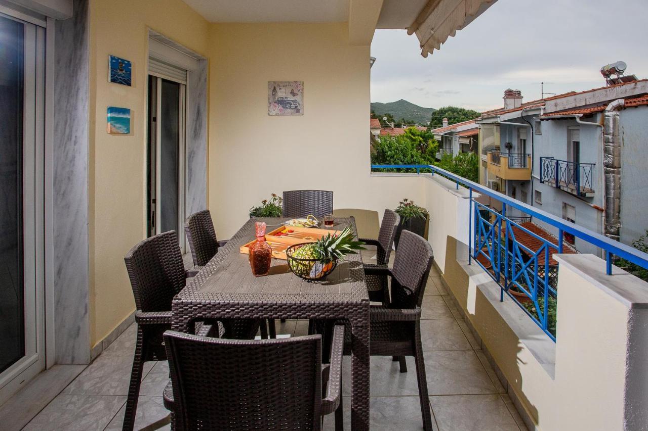 Endless Blue Sunshine Villa PalaiónTsiflíkion Dış mekan fotoğraf